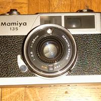 macchina fotografica Mamiya 135 EE