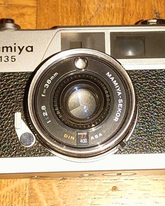 macchina fotografica Mamiya 135 EE