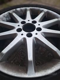 ruota con cerchio in lega misura 225 / 45 R17