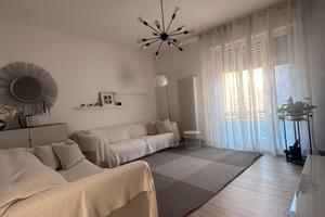 Ampio quadrilocale completamente ristrutturato