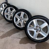 Cerchi in lega da 17” a 5 razze 7Jx17H2 ET 54