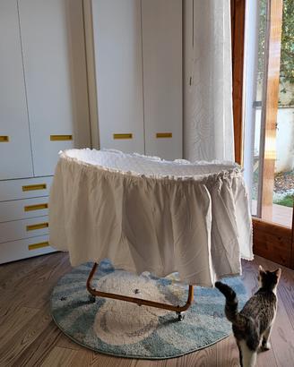 Culla in vimini con rivestimento