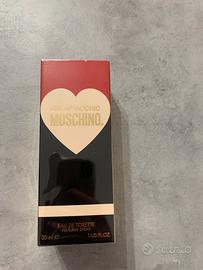 Profumo donna Moschino Cheapandchic