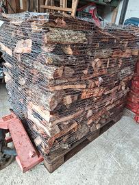 legna da ardere in pedana sacchetti ecc...