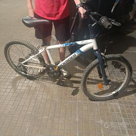 Bici MTB St120 misura 20" usata € 50 solo ritiro