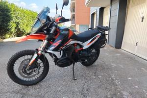 KTM 890 Adventure R