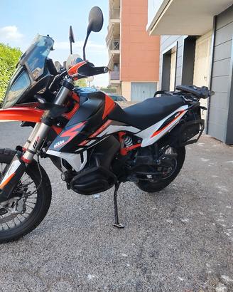 KTM 890 Adventure R