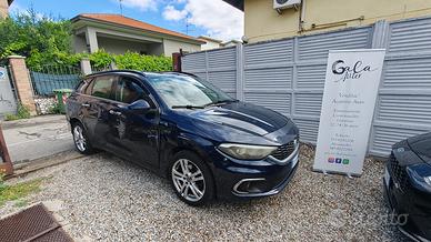 Fiat Tipo 1.6 Mjt S&S SW Cross