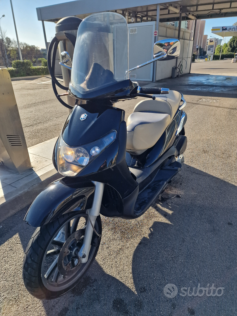 Piaggio Beverly 250 - Moto e Scooter In vendita a Taranto