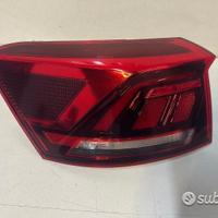 Fanale posteriore sinistro volkswagen t-roc 2022