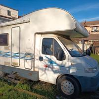 camper mansardato