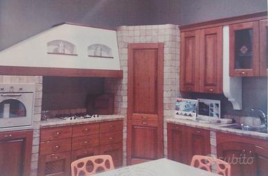 CUCINA IN MURATURA DA ESPOSIZIONE