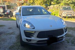 Porsches macan s