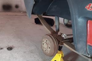 parasassi posteriore fiat panda 141