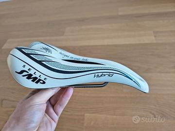 Sella anatomica SMP Hybrid bianca