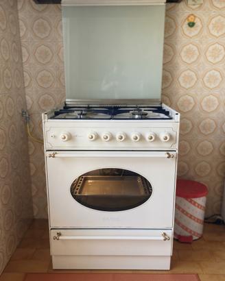 Cucina a Gas 4 fuochi con forno SMEG Mimosa