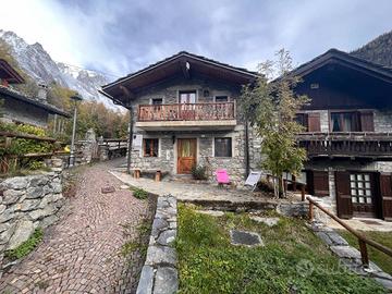 Villa di 80 m² con 3 locali a Courmayeur