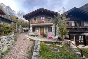 Villa di 80 m² con 3 locali a Courmayeur