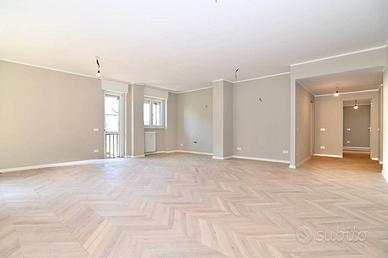 Appartamento di 166 m² con 4 locali e box auto a S