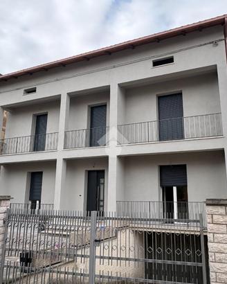 CASA INDIPENDENTE A BASTIA UMBRA