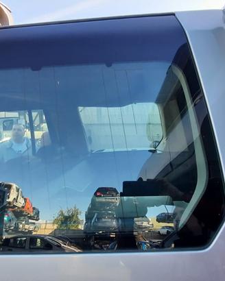 LAND ROVER DISCOVERY 2009 - VETRO FISSO POSTERIORE