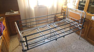 Letto da Degenza a Manovella