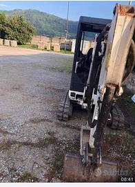 Mini escavatore Bobcat e 20