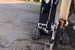 Mini escavatore Bobcat e 20