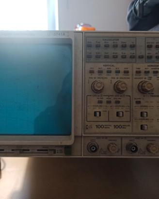 Oscilloscopio digitale memoria 100Msps