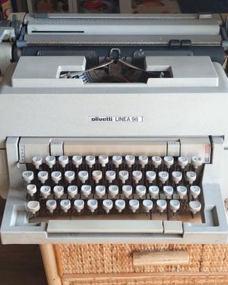 macchina da scrivere OLIVETTI LINEA 98