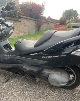 Suzuky Burgman 400