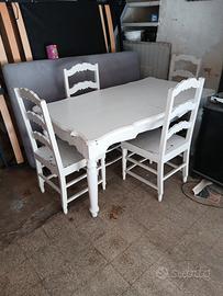 tavolo e sedie