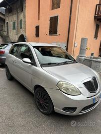 Lancia Y