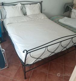 letto matrimoniale in ferro battuto