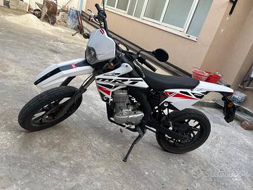 Rieju 125 mrt 4T