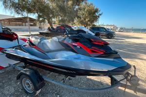 Moto D’acqua sea doo rxp 300  con carrello