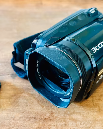 Videocamera JVC Everio 3CCD 30 GB HDD+batteryMagg