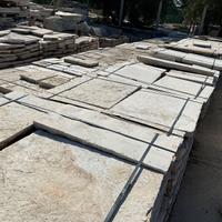 Basoli solo di pietre di recupero