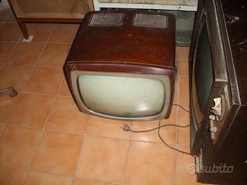 La Prima TV Italiana: Icona Vintage anni '50