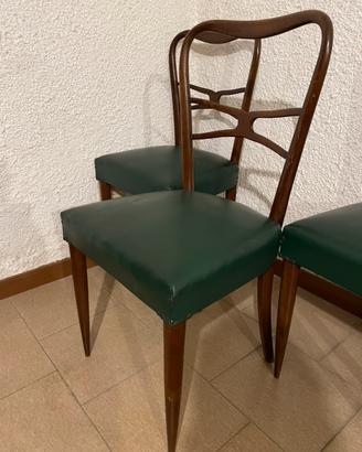 Sedie in legno da restaurare