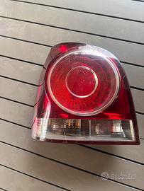 FANALI/FARI/STOP POSTERIORI VW POLO 2008