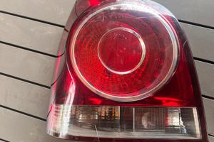 FANALI/FARI/STOP POSTERIORI VW POLO 2008