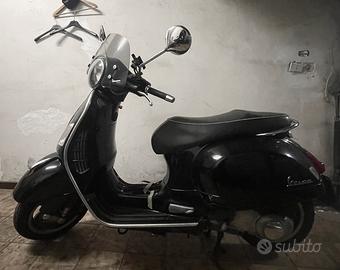 Piaggio Vespa 300 GTS Super