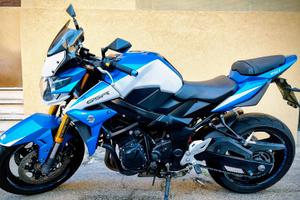 Suzuki GSR 750 abs