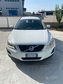 Volvo XC60 D5 2400 169 cv DRIVE ANNO 2010