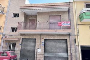 SAN GIORGIO - Intero stabile in zona centrale