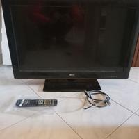 TV 32"HD 3D + HD dvb-T2 receiver