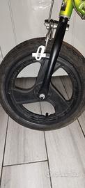 bicicletta n.10  tenuta bene età 4_5_6 anni 