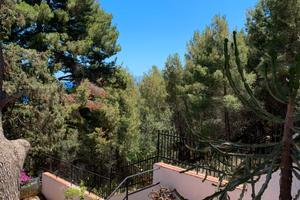 Villa panoramica a pochi passi dal mare