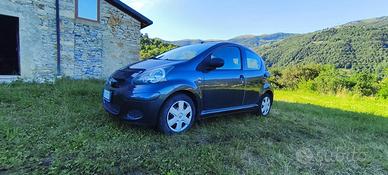 TOYOTA AYGO 1.0 BENZINA – 2011 – PERFETTA NEOPATEN